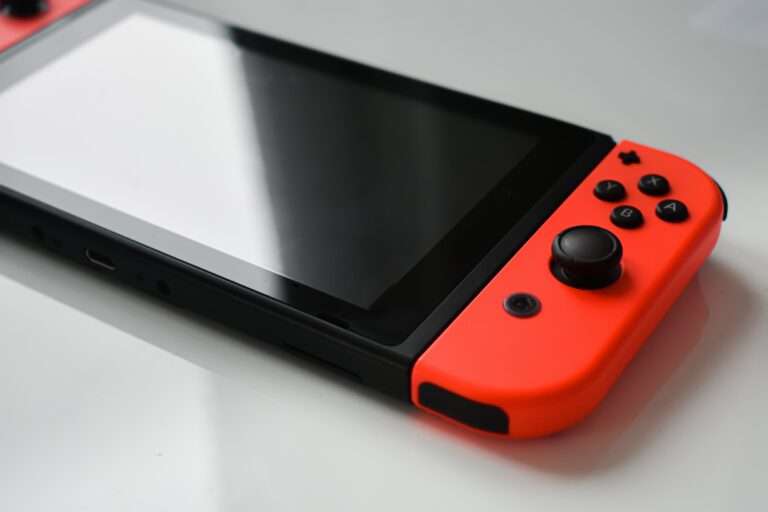 Nintendo Switch Won't Charge Or Turn On? How To Fix It